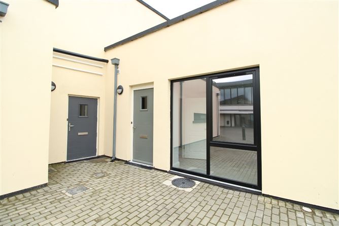 Unit 2, Captain's View, Castleland Park, Balbriggan, Co. Dublin