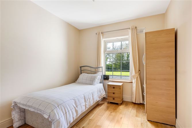 Walterstown, Skryne Road, Garlow Cross, Navan
