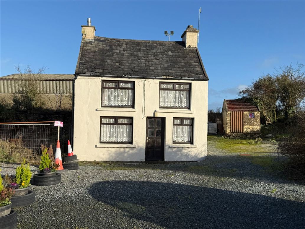 West End, Gneeveguilla Village, Co. Kerry