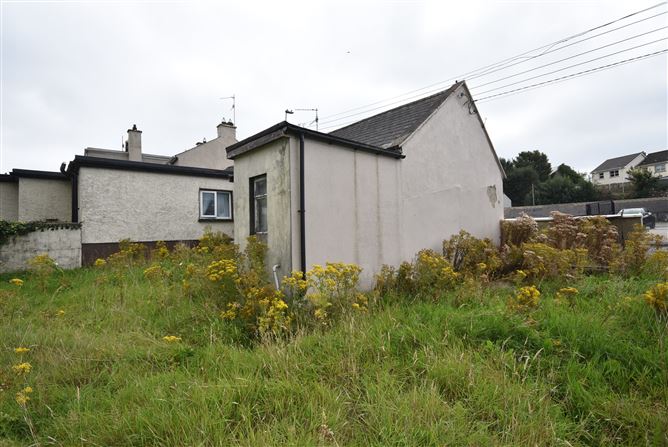 Sandy Row, Castlefin, Donegal