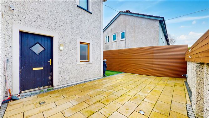 64 Coultry Avenue, Ballymun, Dublin 9