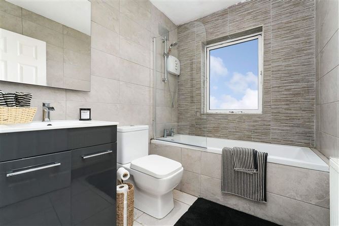 12 Sundale Walk, Tallaght, Dublin 24