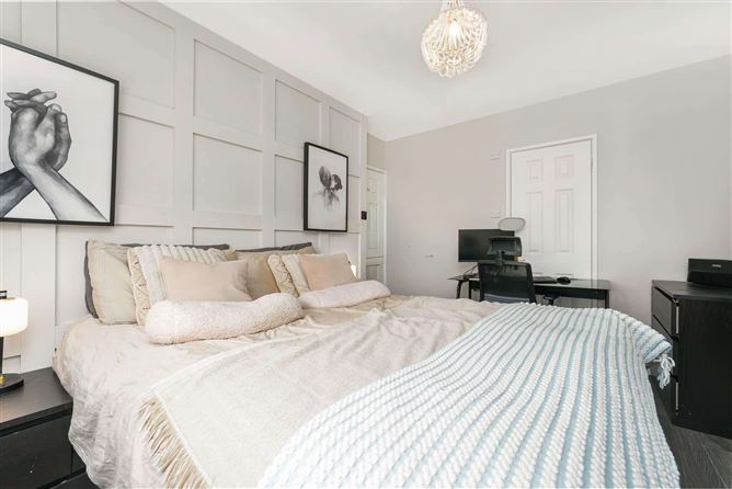 12 Sundale Walk, Tallaght, Dublin 24