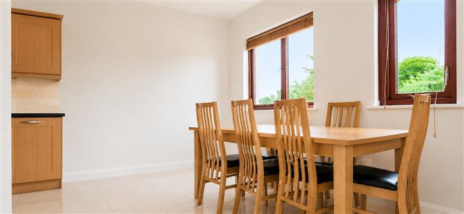 37 Ashwood Glade, Westport, Mayo