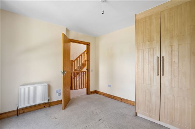 Photo 12 of 32 — 68 Castlegate Grove, Adamstown, Lucan, Co. Dublin