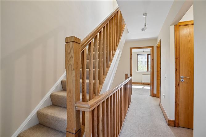 Photo 10 of 32 — 68 Castlegate Grove, Adamstown, Lucan, Co. Dublin
