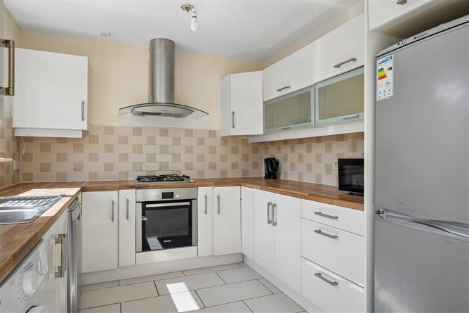 Photo 8 of 32 — 68 Castlegate Grove, Adamstown, Lucan, Co. Dublin