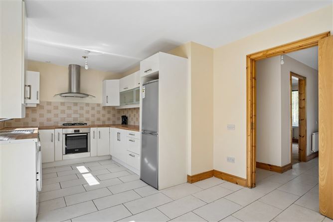Photo 7 of 32 — 68 Castlegate Grove, Adamstown, Lucan, Co. Dublin