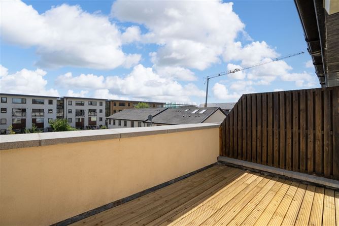 Photo 24 of 32 — 68 Castlegate Grove, Adamstown, Lucan, Co. Dublin