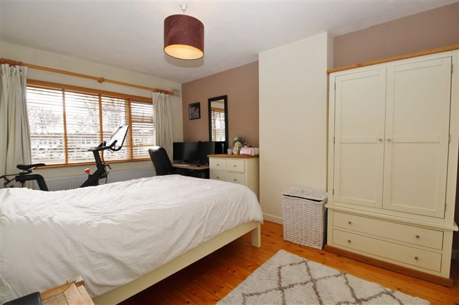 53 Castleknock Elms, Castleknock, Dublin 15
