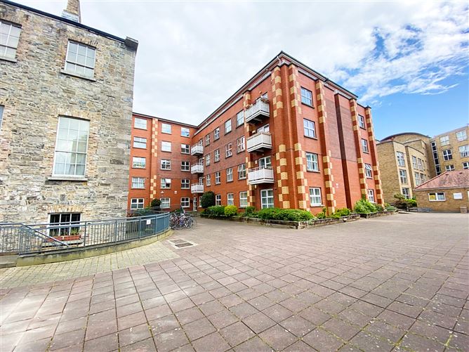 30 The Hardwicke, Morning Star Avenue, Dublin 7