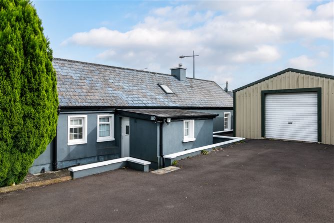 Low Street, Ballymore, Westmeath