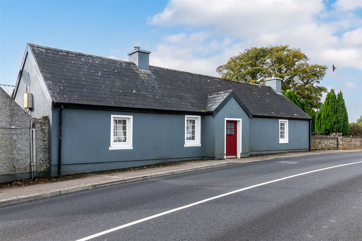 Low Street, Ballymore, Westmeath DNG Begley 4746715 MyHome.ie