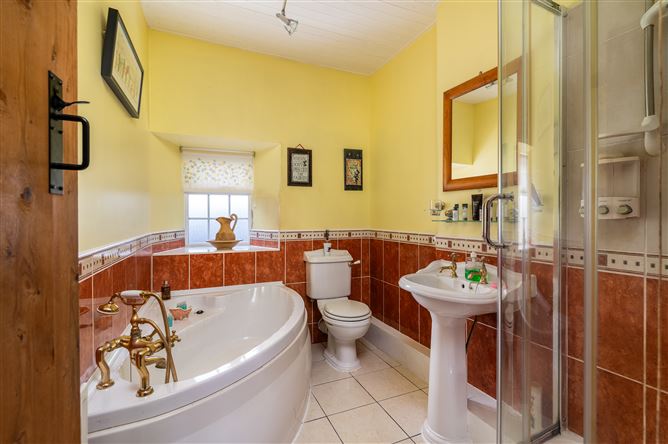 Low Street, Ballymore, Westmeath