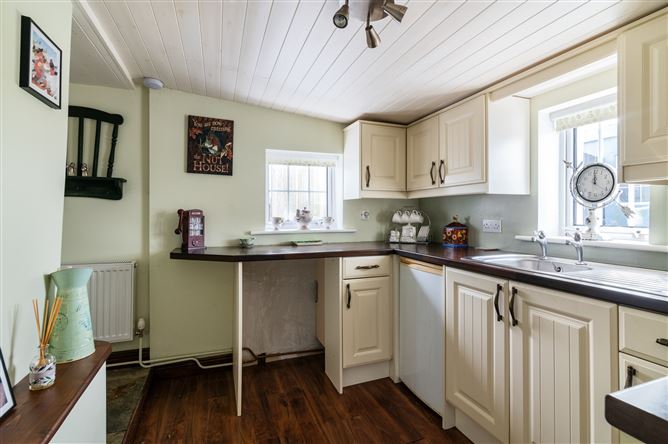 Low Street, Ballymore, Westmeath