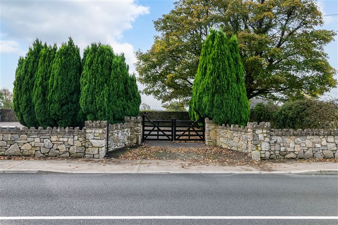 Low Street, Ballymore, Westmeath