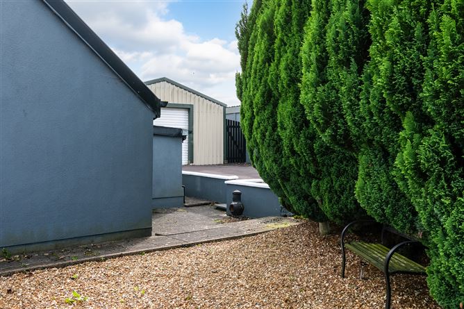 Low Street, Ballymore, Westmeath