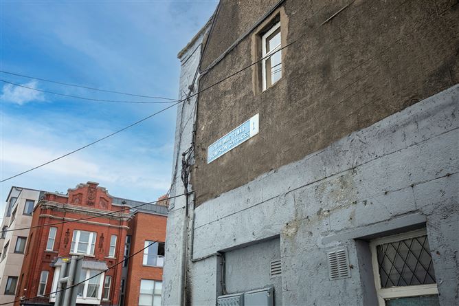 4, Thompson Cottages, North Circular Road, Dublin 1