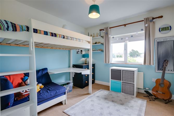 95 Wainsfort Manor Drive, Terenure, Dublin 6W