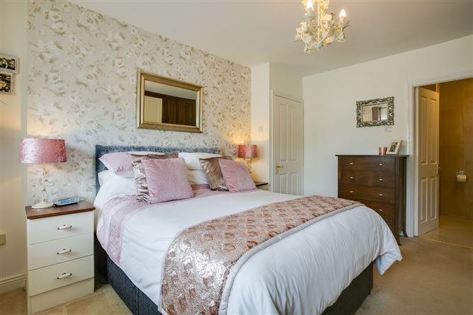 95 Wainsfort Manor Drive, Terenure, Dublin 6W