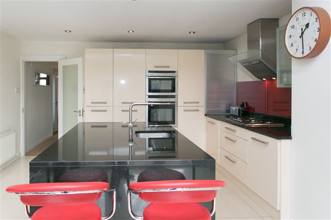 71 Woodford, Stillorgan, Co. Dublin