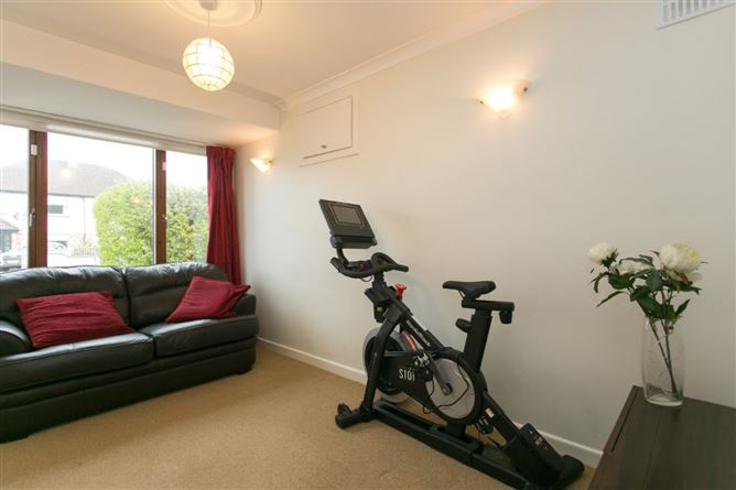 71 Woodford, Stillorgan, Co. Dublin