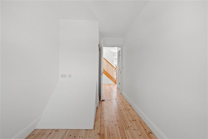 35 Riverside Avenue, Rushbrooke Links, Cobh, Cork