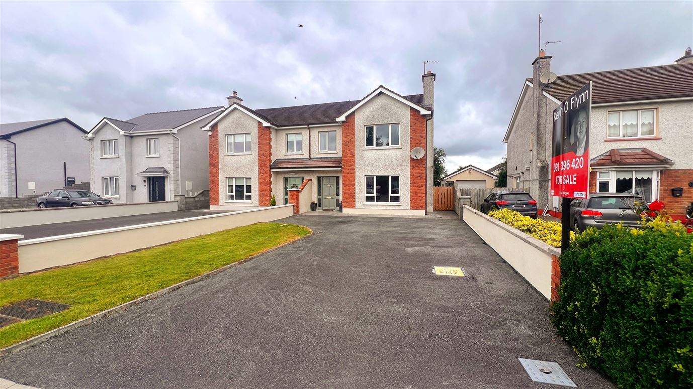 18a Moycarn Grove, Ballinasloe, Galway