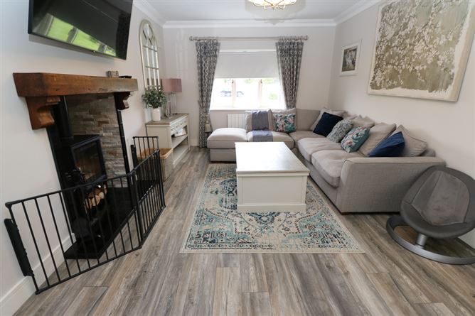 9 Stephen's Field, Philipstown, Dunleer, Louth