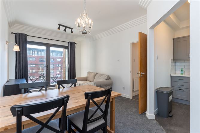 Beresford House, Custom House Square, IFSC, Dublin 1