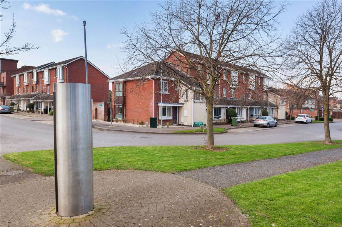 74 Fernleigh Drive, Castleknock, Dublin 15