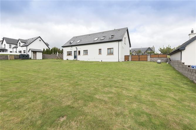 7 Blackthorn Drive, Blackstone Bridge, Killeens, Co. Cork