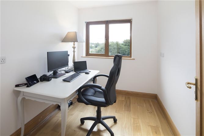 7 Blackthorn Drive, Blackstone Bridge, Killeens, Co. Cork
