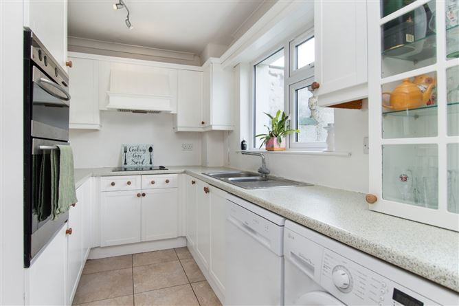14 Whitechurch Drive, Rathfarnham, Dublin 16