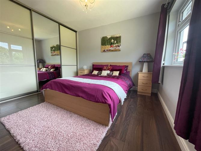 8 Brookwood Glen, Killester, Dublin 5