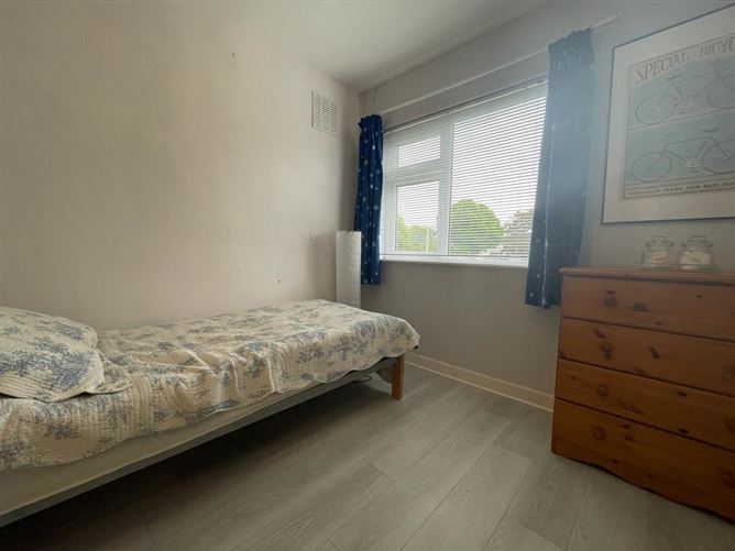 8 Brookwood Glen, Killester, Dublin 5