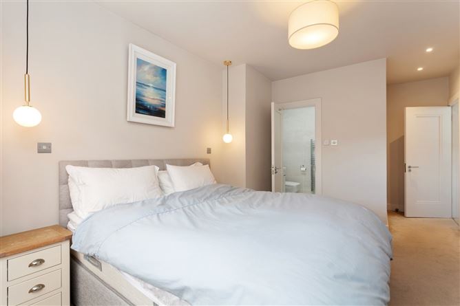 8 Palmerston Grove, Milltown, Dublin 6