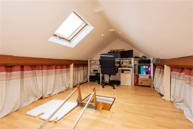 34 Loreto Crescent, Rathfarnham, Dublin 14
