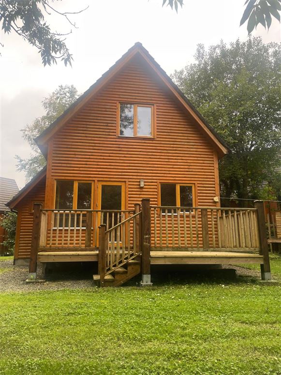 12 The Lodges, Cornadarragh,, Belturbet, Cavan