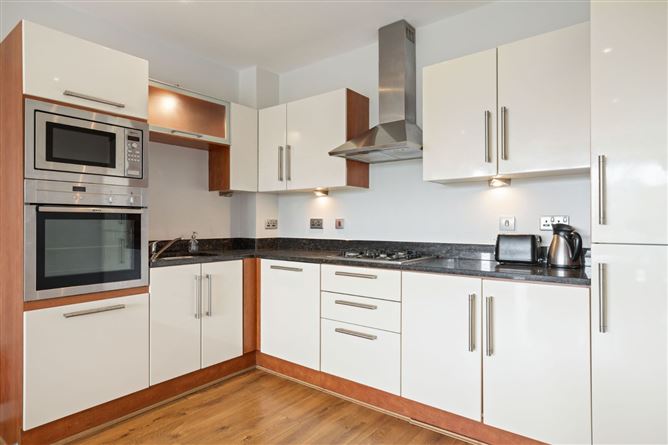 Photo 6 of 24 — 50 Booterstown Wood, Booterstown Avenue, Co. Dublin