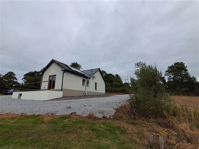 Photo 7 of 56 — Garryadeen, Grenagh, Cork