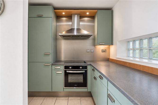 4 Merton Hall, Mount St. Anne's, Milltown