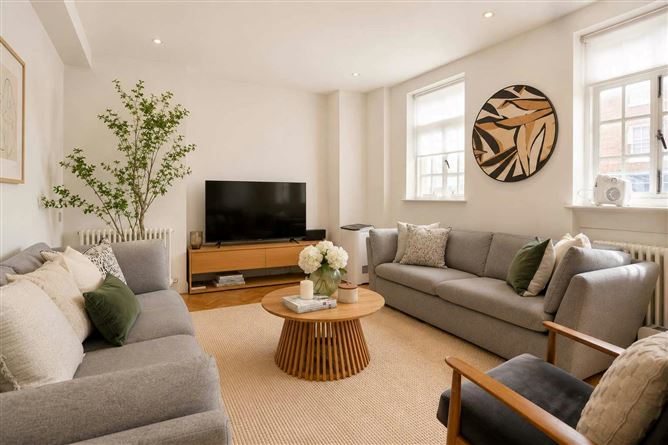 Mayfair Oak,London,Greater London,United Kingdom