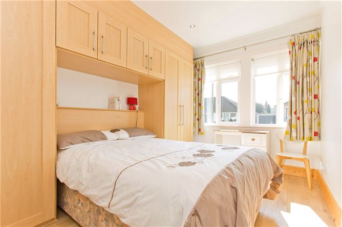 68 Highfield Park, Dundrum, Dublin 14