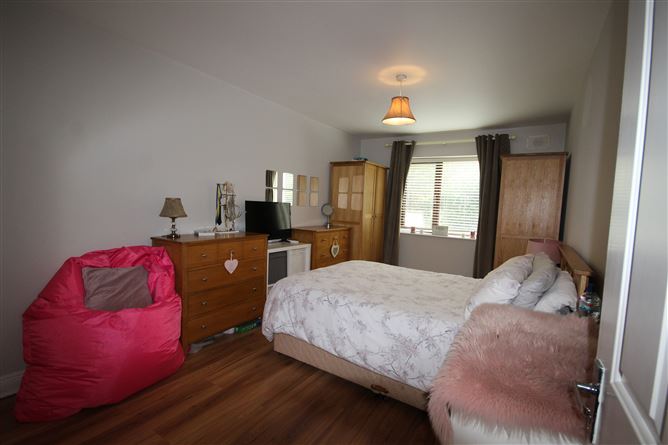 3 Ros Alainn Kilbride Road, Blessington, Wicklow