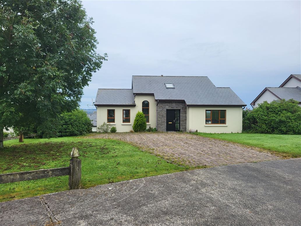 3 Shannon Cove, Dromod, Leitrim