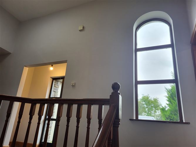 3 Shannon Cove, Dromod, Leitrim