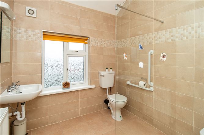 15 Brandondale, High Street, Graiguenamanagh, Kilkenny