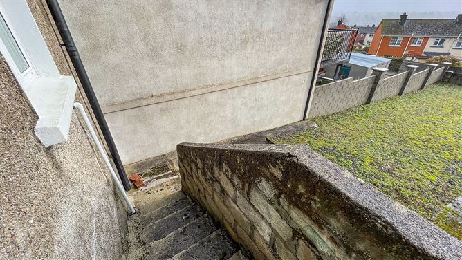 15 Brandondale, High Street, Graiguenamanagh, Kilkenny