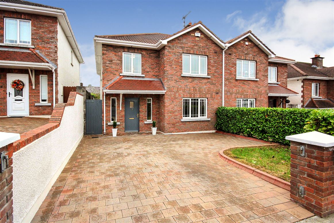 17 Percy French Place, Ballyjamesduff, Co.Cavan